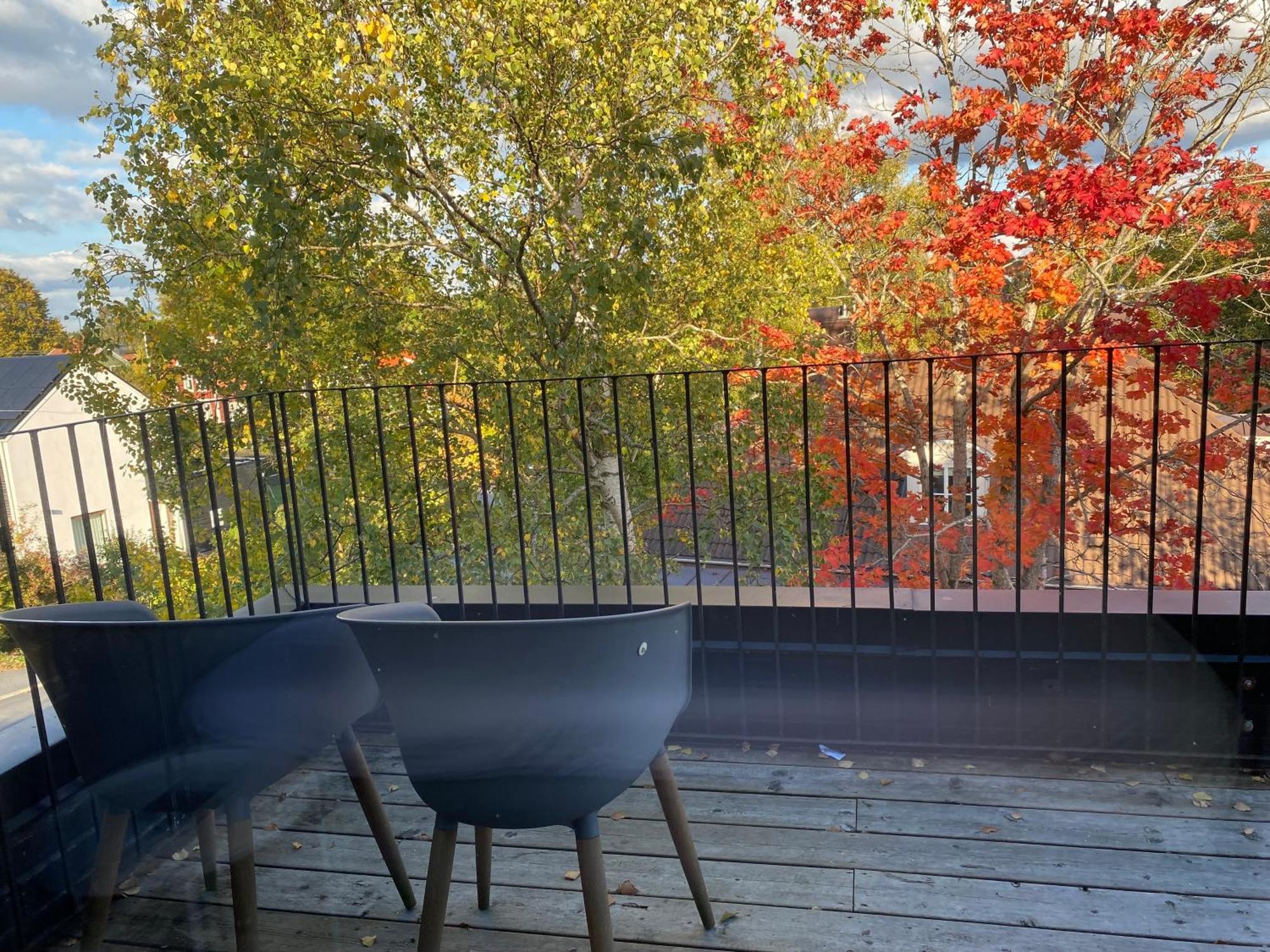 Вилла Townhouse On Arlanda Stockholm Metro Line - Easy Checkin Соллентуна Экстерьер фото